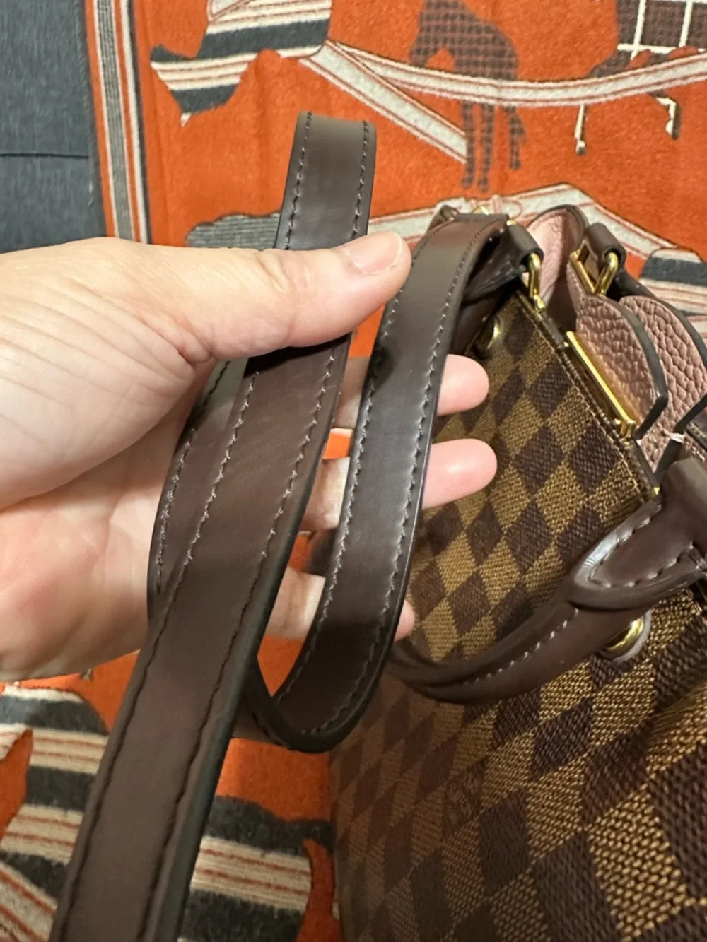 LOUIS VUITTON ❤️🌟SR4117 BRITTANY DAMIER EBENE SATCHEL W/ DETACHABLE LONG STRAP⭐️